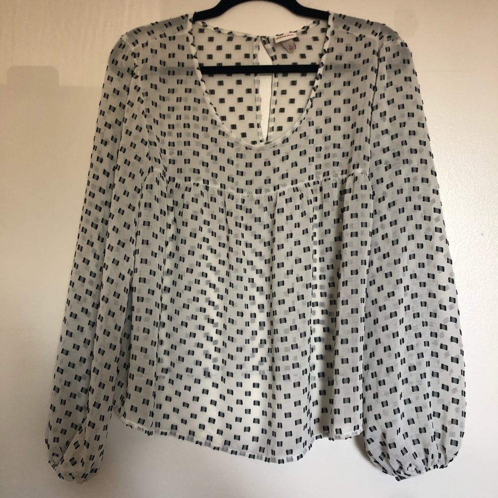 Cute blouse